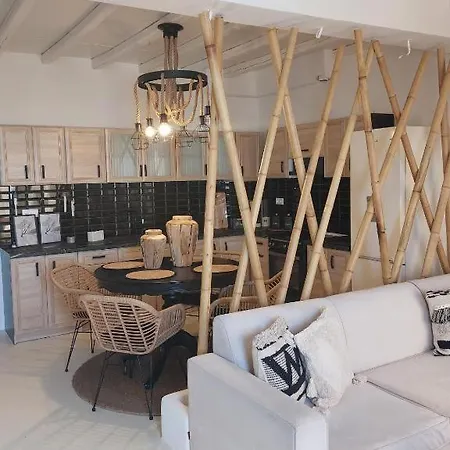 Horizon View In Arnados Apartment *