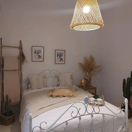 Horizon View In Arnados Apartment