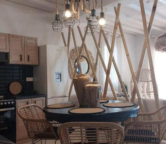 Horizon View In Arnados شقة