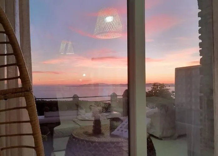 Horizon View In Arnados شقة *